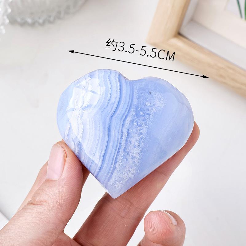 天然水晶蓝纹玛瑙爱心把玩原石打磨心形手把件水晶工艺品摆件