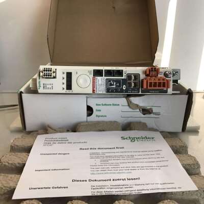 伺服LXM32CU60N4驱动器6A RMS峰值电流3相480V