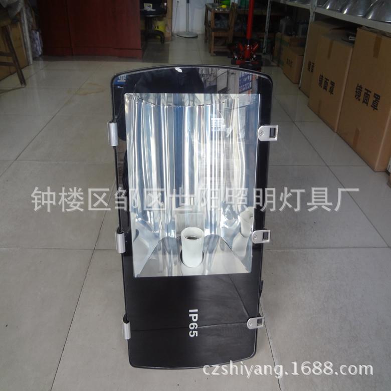 工矿隧道灯具超亮长时间照明耐用铝制外壳大功率光源稳定输出照明
