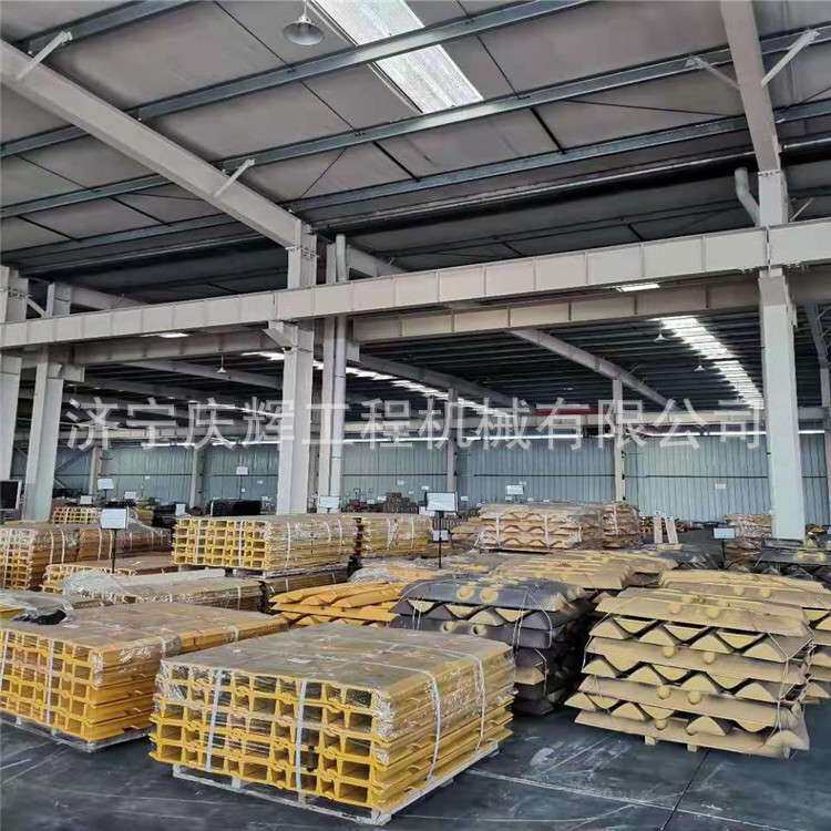 推土机D50链条履带板 支重轮 驱动齿 引导轮 山推推土机全车配件