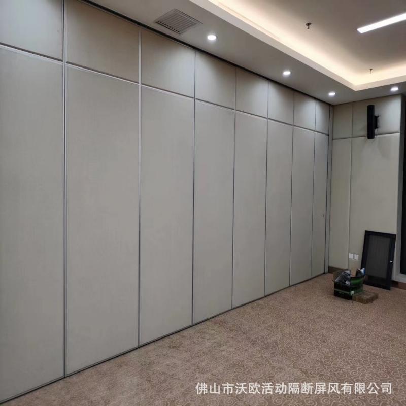 电动导轨桌面式活动办公桌隔断酒店折叠移动屏风书桌桌推拉吊轨