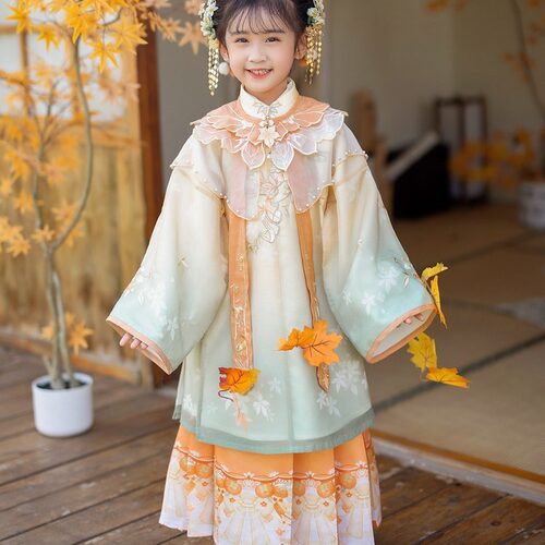 2026新款古装汉服女童春秋古风连衣裙唐装儿童明制刺绣演出