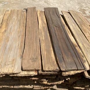 复古老旧木瓦片铁杉木旧门头木板户外木瓦片风化餐饮民宿屋檐装饰