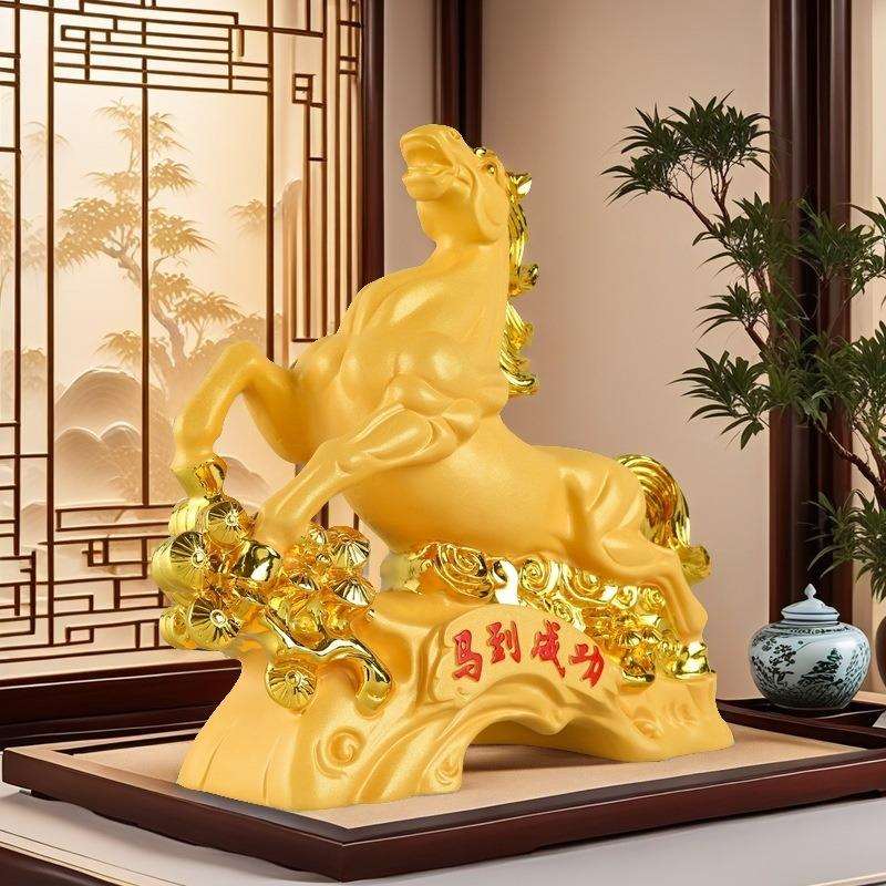 马到成功摆件家居客厅办公室招财风水装饰品树脂马工艺品厂家直销