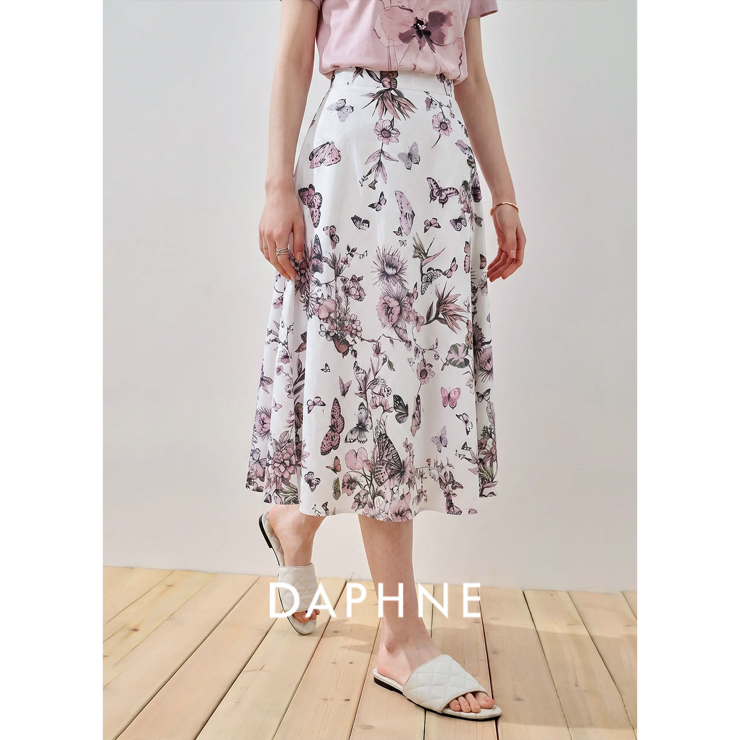 Daphne达芙妮新疆国风蝴蝶花卉高腰半身裙女夏高级感宽松通勤长裙