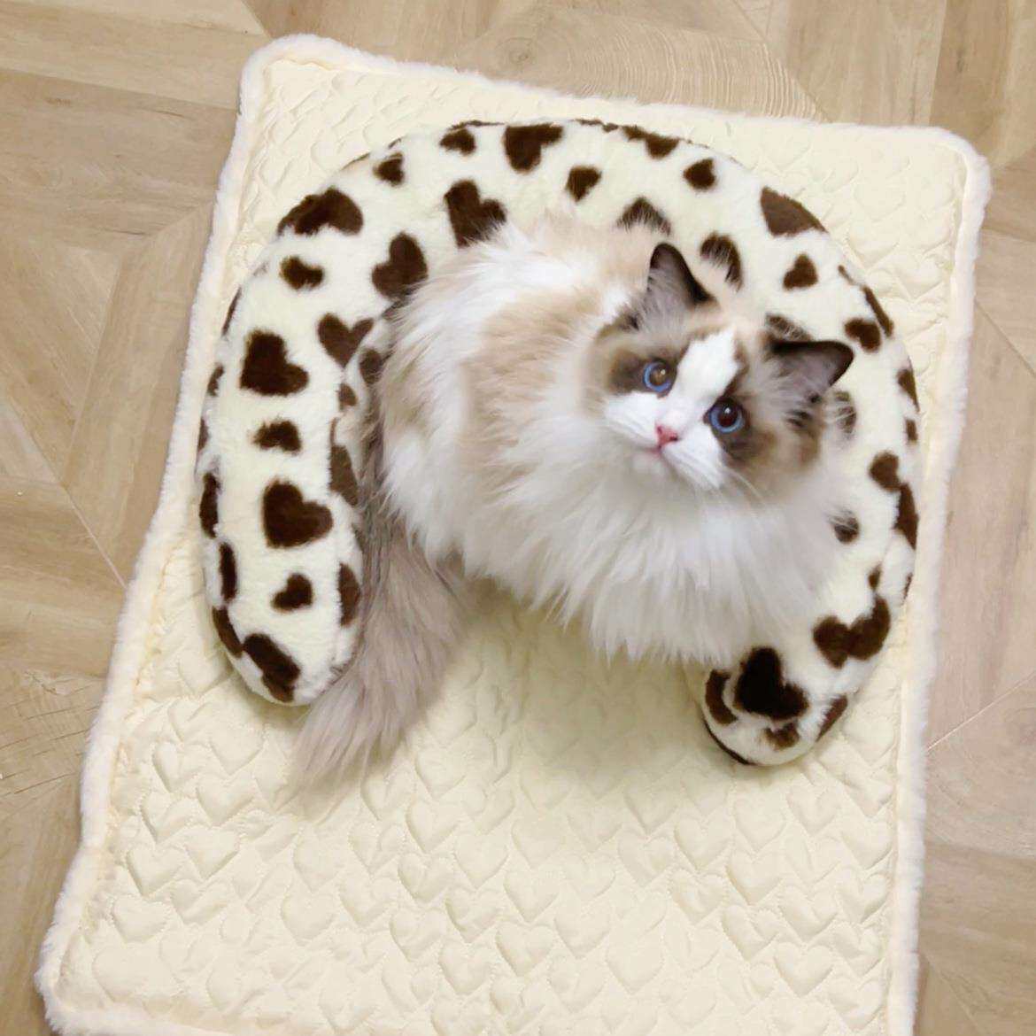 宠物冬季猫抱枕狗抱枕狗法式美拉德猫体工程学窝狗垫子抱抱大c垫
