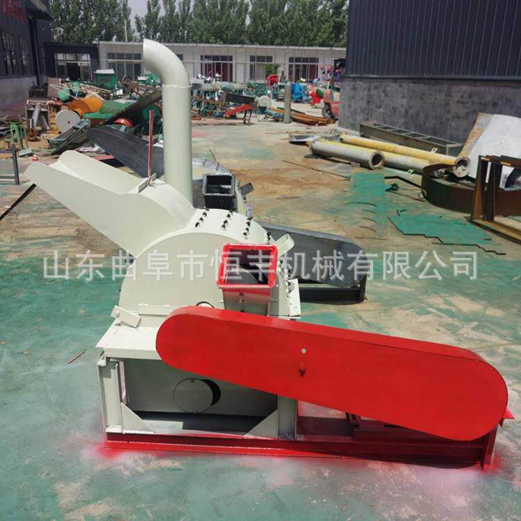 河南 干湿两用移动版木材粉碎机多功能锤片式粉碎机