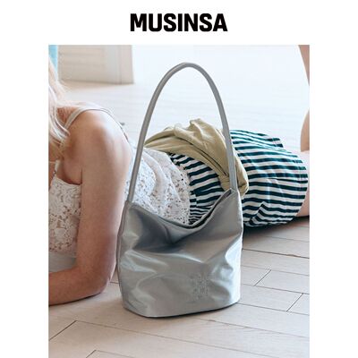 MUCU AND EBONY Near Bucket Bag _ 银色 MUSINS韩国官网直邮进口