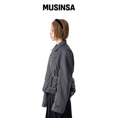IUGAMAKARAS 灰色下摆扣短款夹克 MUSINSA韩国官网直邮进口