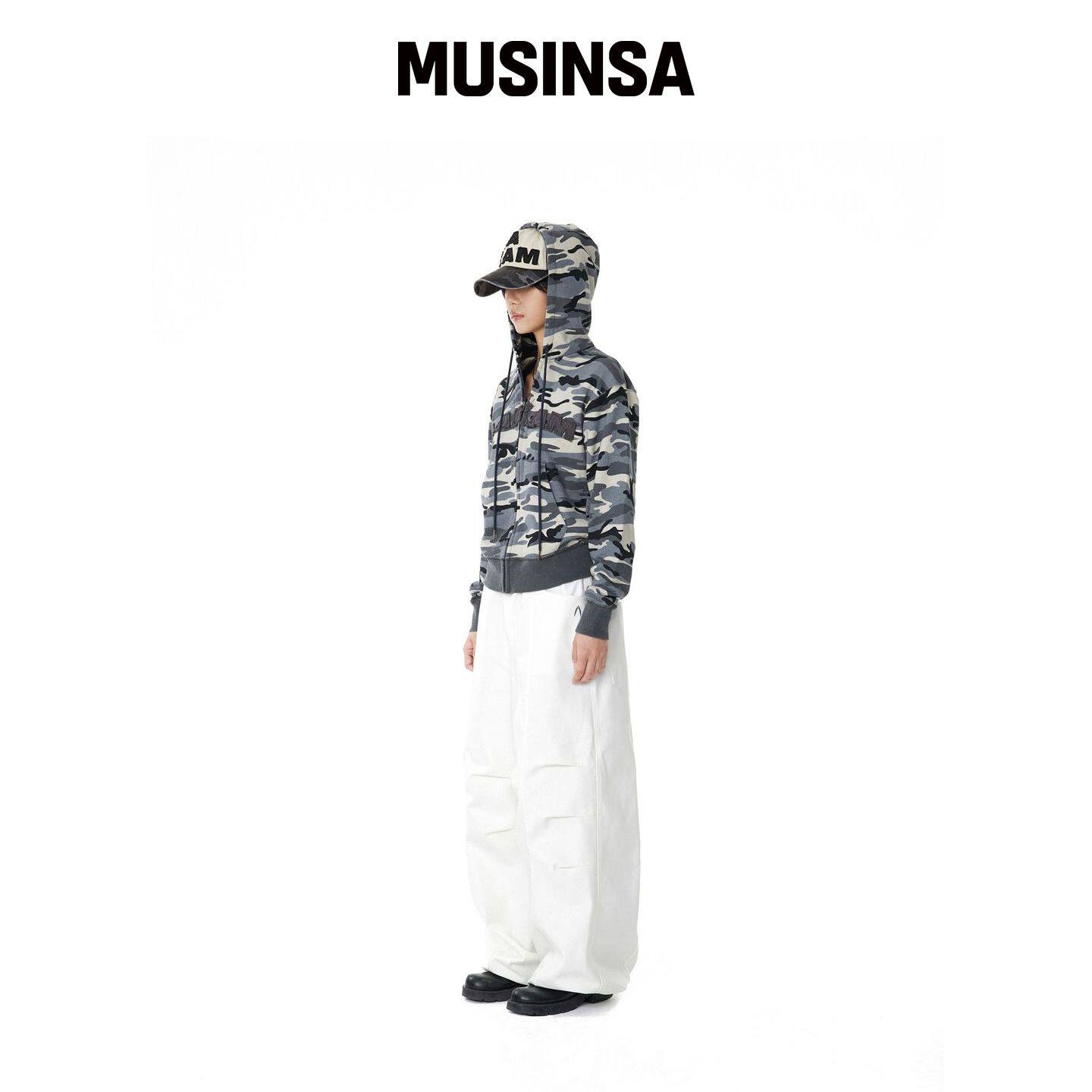 AAKAM 白色膝部褶皱印花牛仔裤 MUSINSA韩国官网直邮进口