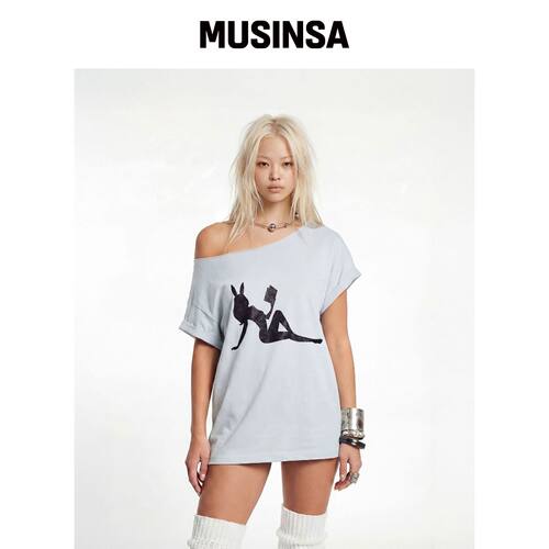 EESSAY READING BUNNY GIRL TEE - 天空蓝 MUSIN韩国官网直邮进口