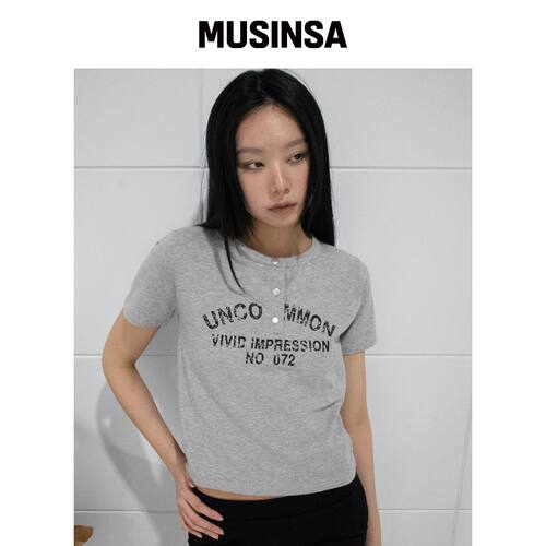 CHICKS UNCOMMON Snap亨利领短袖T恤混色 MUSINS韩国官网直邮进口
