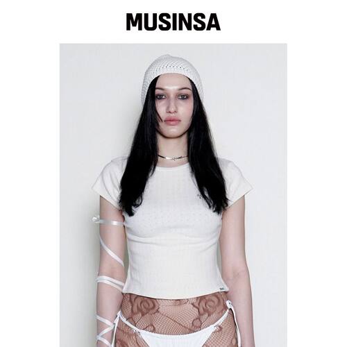 HILLDA MOLY 修身T恤 [IVORY] MUSINSA韩国官网直邮进口