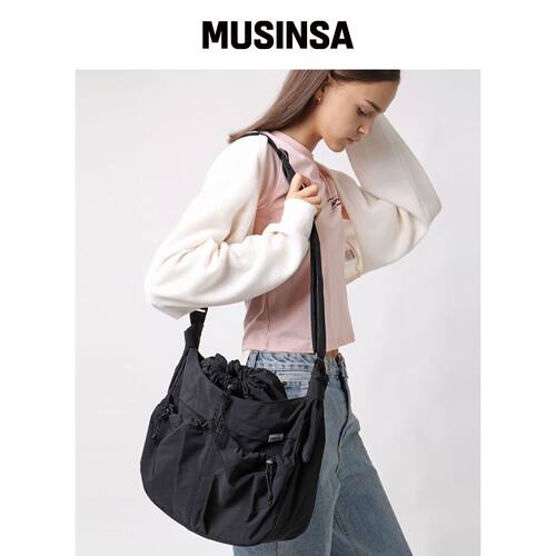 BUBILIAN CLEAN 斜挎包_Black韩国官网直邮进口MUSINSA