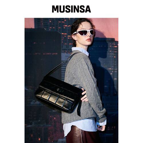 SEMICODE capture bag puff - black韩国官网直邮进口MUSINSA