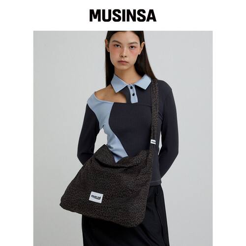 MACNI LEOPARD SUEDE ECO CROSS BAG CHARCOAL韩国官网直邮进口
