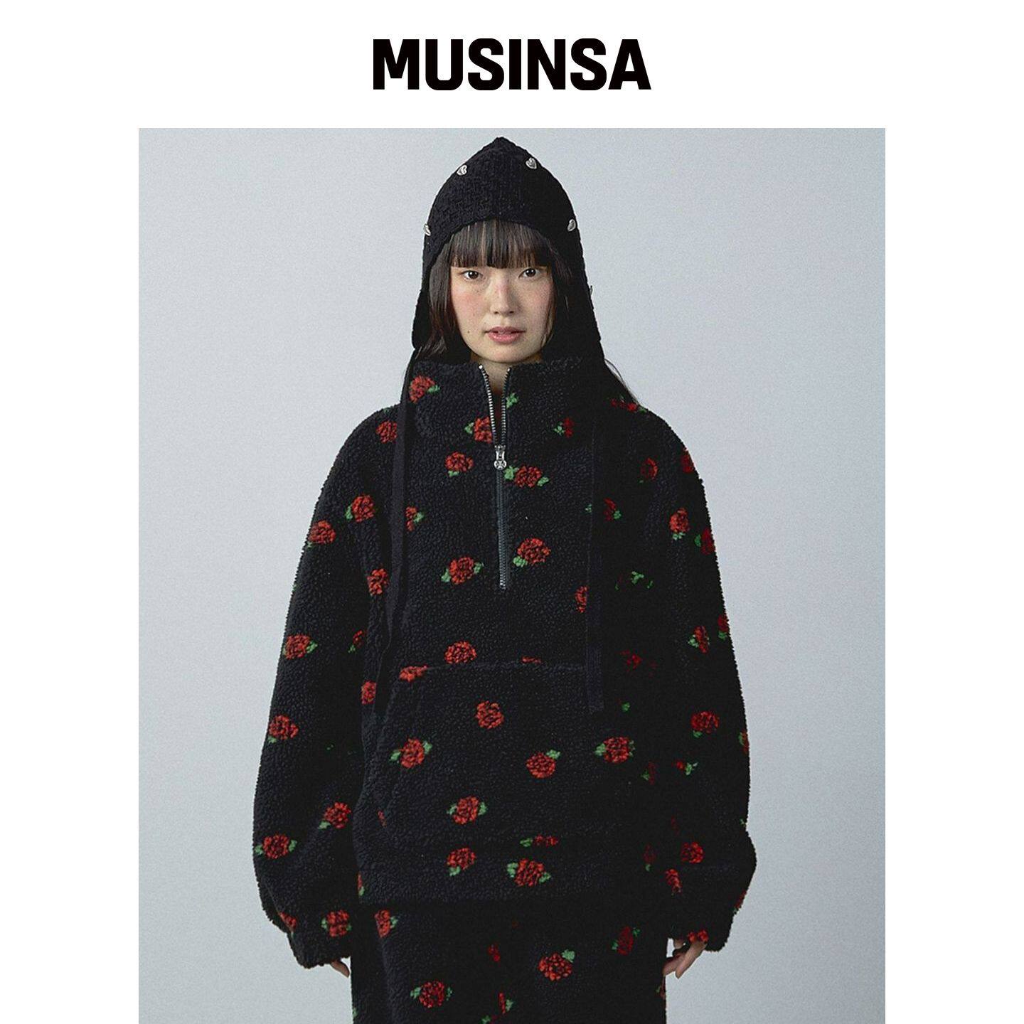 YOUHEE 玫瑰图案摇粒绒风衣 黑色 MUSINSA韩国官网直邮进口