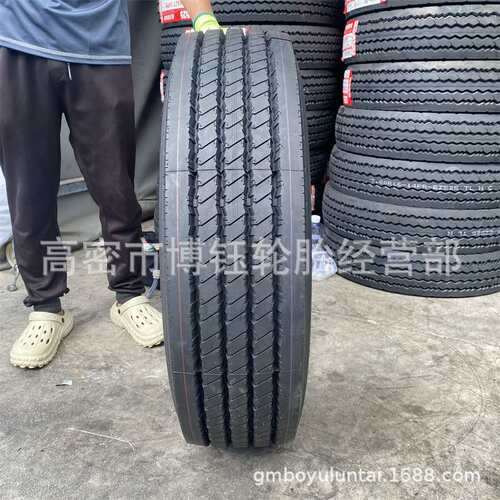 供应双钱245/70R19.5  RT600花纹16层级全钢丝货卡车校车 真空轮