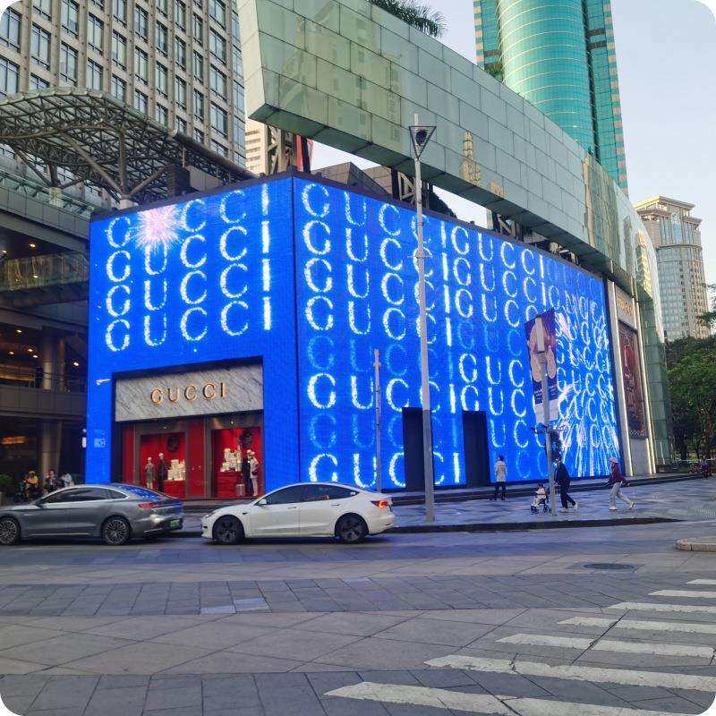 LED网格屏供应商跨境智能全彩柔性大楼广场街道亮化显示P40网格屏