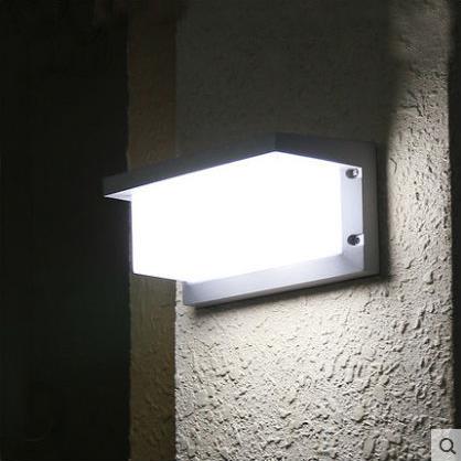 led简约户外防水入户门前灯阳光房专用灯感应家用过道太阳能门灯