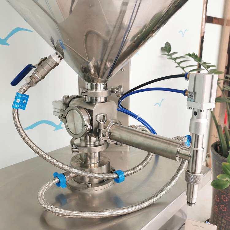 远杨机械立式加热灌装机水粉霜唇釉唇油恒温搅拌半自动灌装机
