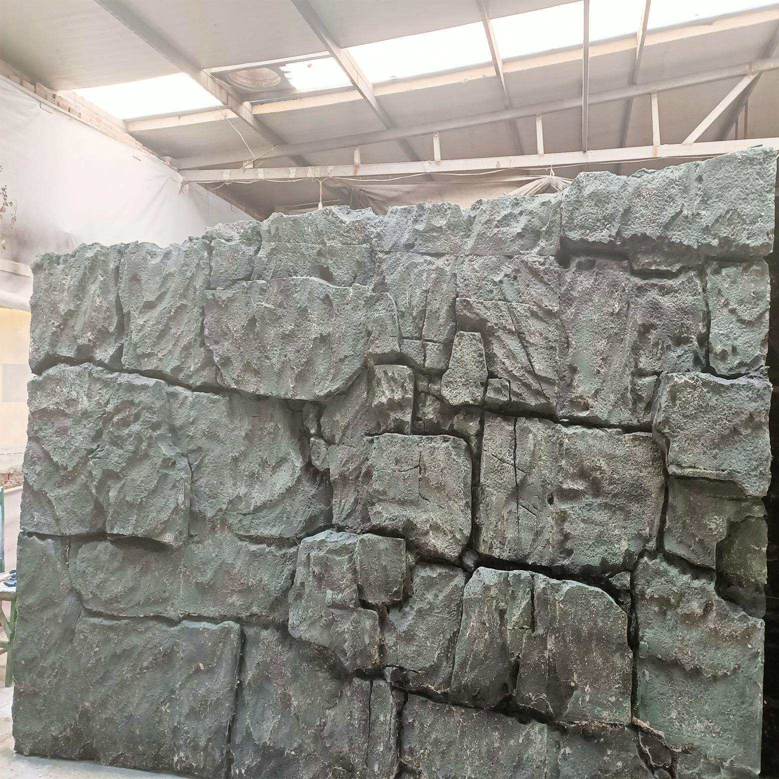 厂家大型花园庭院造景玻璃钢假山假石雕塑高密度假山石头泡沫雕塑