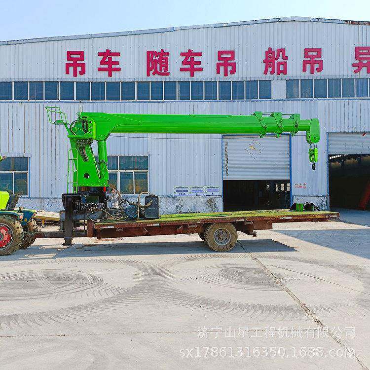轮式随车吊运输车8吨钢筋板房运输吊拖挂式随车吊厂家特价