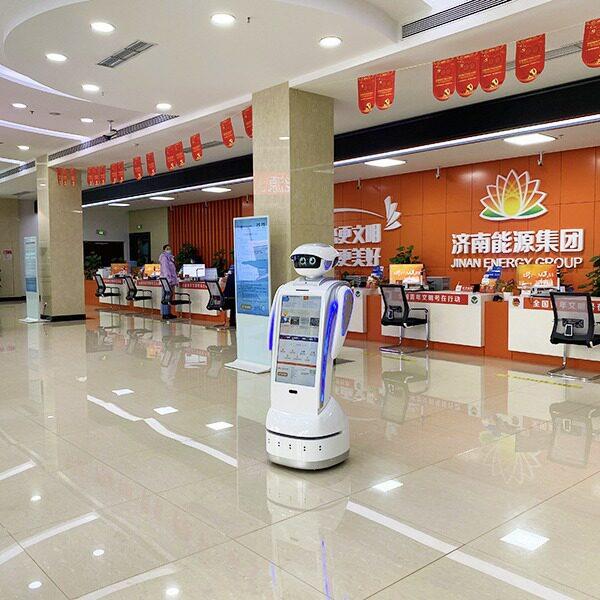 小笨智能迎宾机器人A02商用智能服务语音交互机器人跳舞引流解答