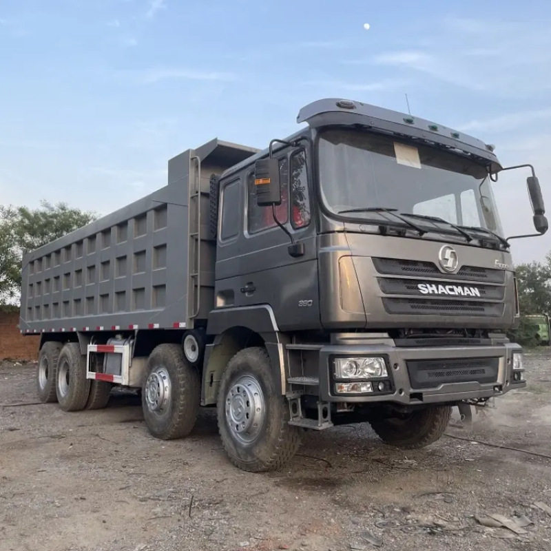 销往非洲陕汽德龙F3000自卸车 8*4矿用工程车 右驾驶舱垃圾后翻车