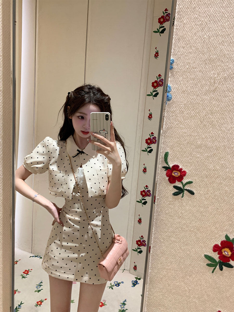 你的懒懒llan【今田美樱】富家千金miu系风波点外套+连衣裙套装