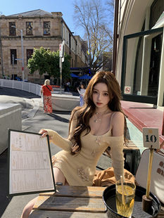 你的懒懒llan【秋叶流花】纯欲性感针织连衣裙长袖吊带裙女秋季