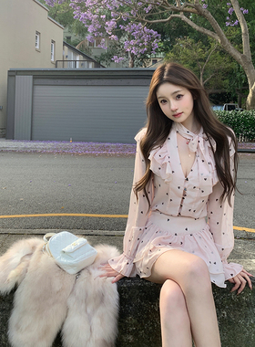 你的懒懒llan【Zimmer桃金娘】粉色多巴胺法式波点套装上衣+半裙
