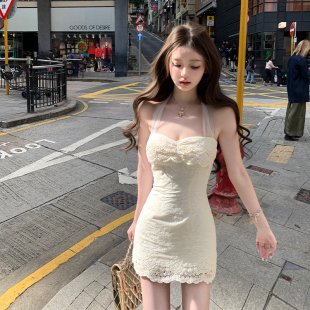 你的懒懒llan【夏树梨花】两色性感蕾丝刺绣花边挂脖连衣裙女新款