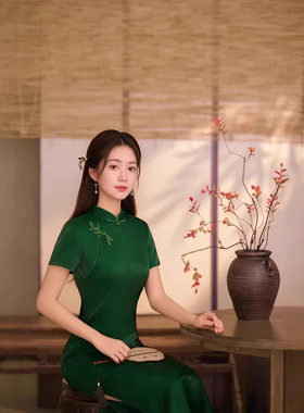 2026新款墨绿色老上海长款改良旗袍女传统中式复古修身日常可穿高