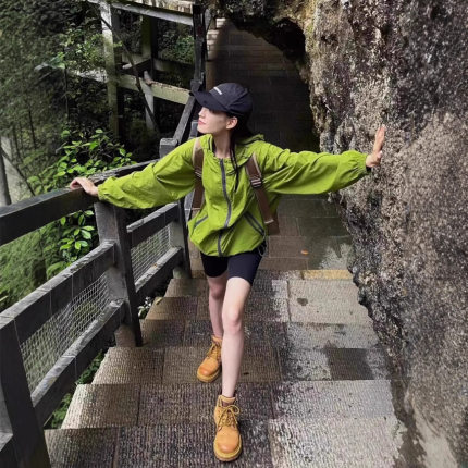 轻量防晒衣女夏新款女装休闲轻薄上衣速干防晒服开衫运动防晒外套