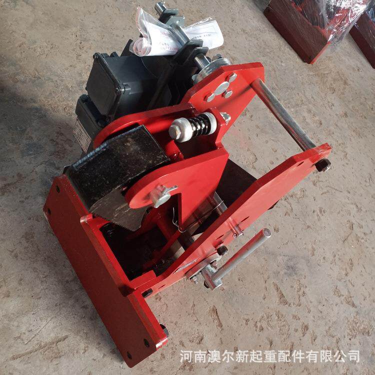 供应 港口龙门吊防风电动液压铁楔 轨道电力液压防风铁楔