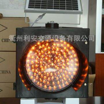 红绿灯警示灯太阳能慢闪灯 300mm黄闪灯yellow flashing light