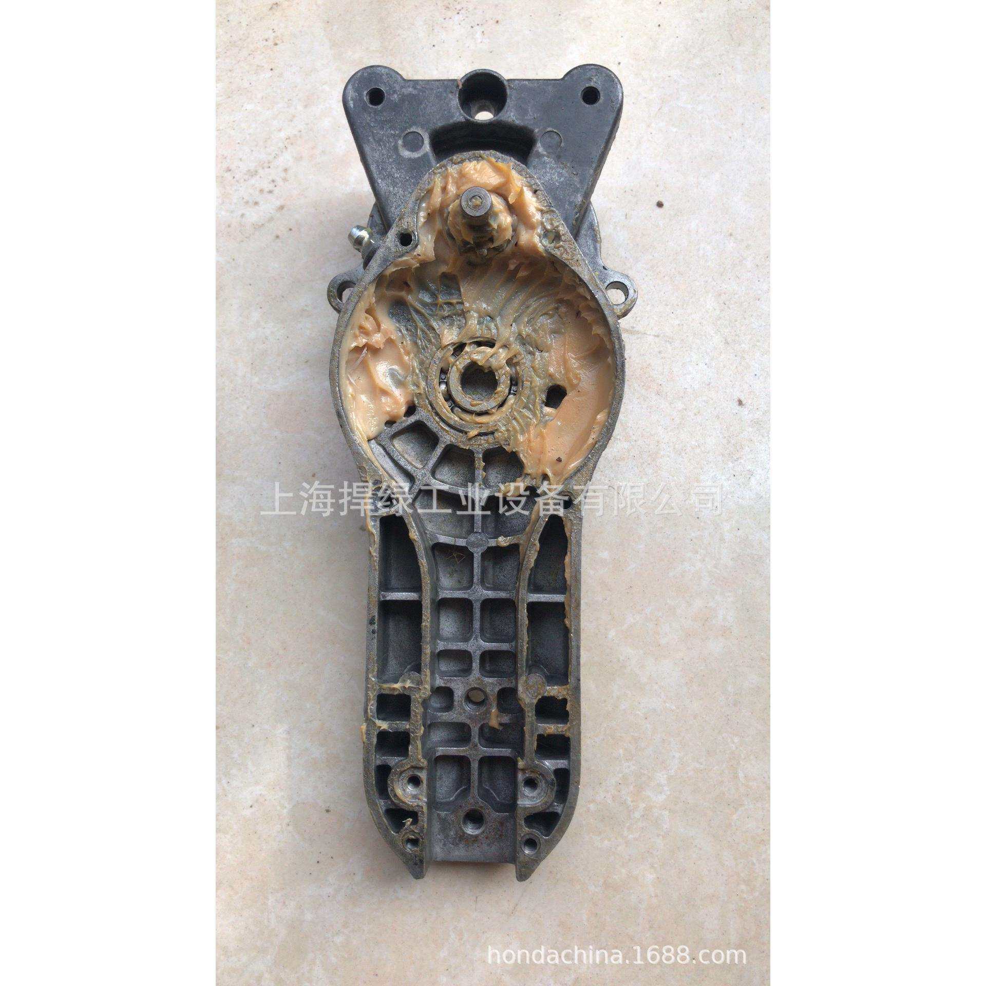 共立HCS-3020ES 绿篱机修枝机配件 绿篱机齿轮箱总成