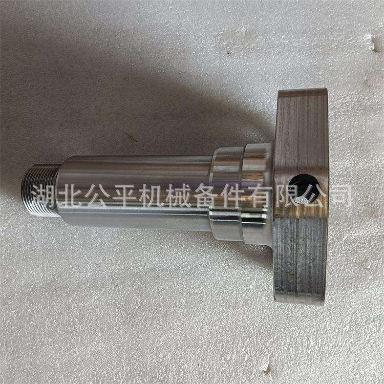 厂家直供现货零售工程机械KTA38 KTA50风扇轮毂轴3031518