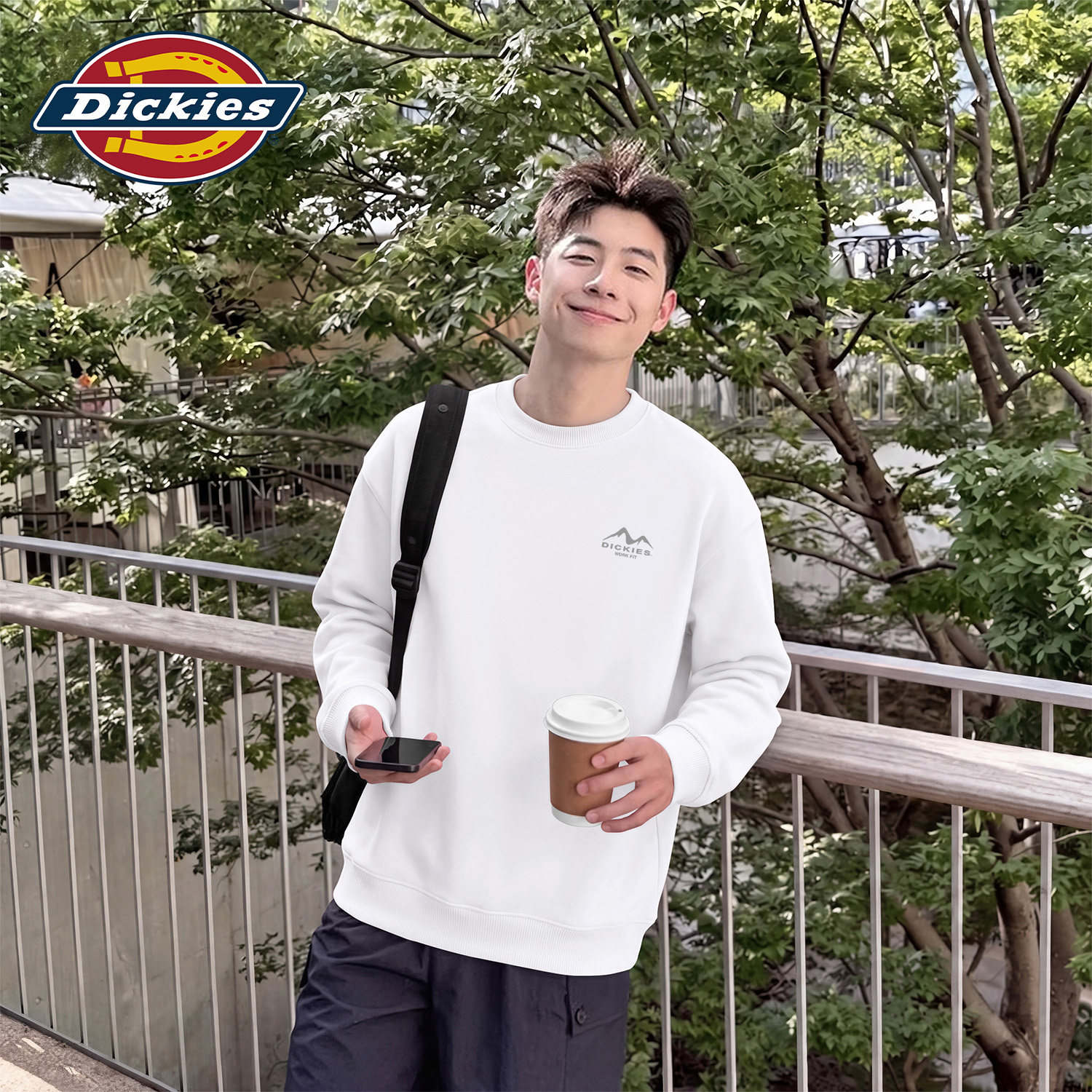 Dickies白色男生圆领卫衣2026秋
