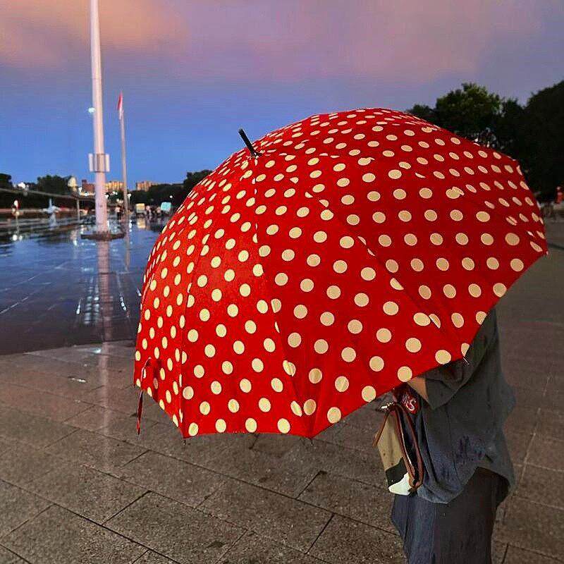 红色波点雨伞高颜值氛围感复古风加大加厚折叠雨伞出游直杆长柄伞