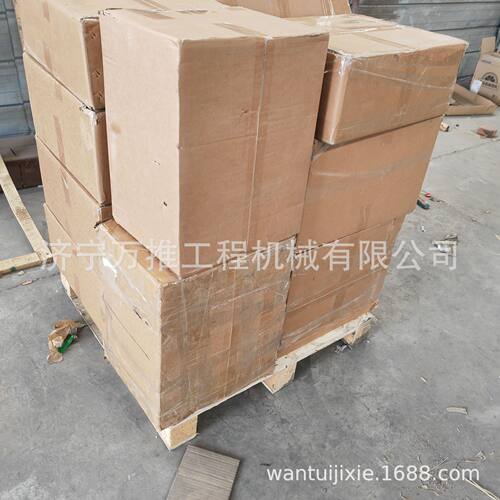 山推SE370挖机柴油滤芯