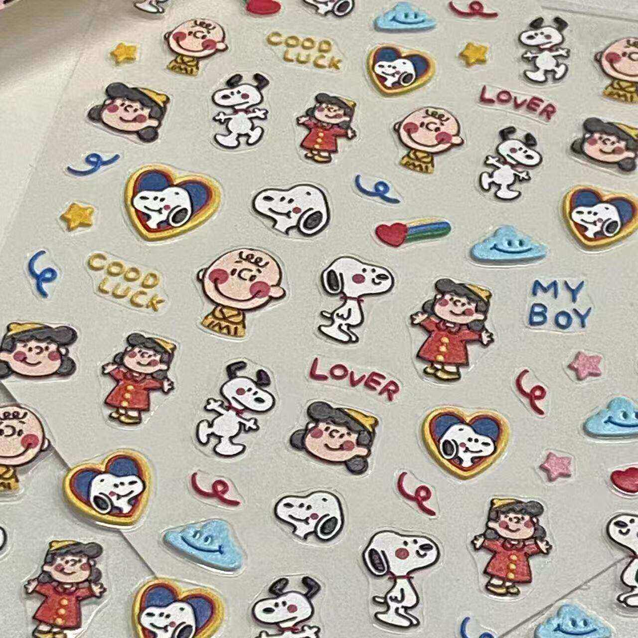 可爱史努比小狗透明浮雕美甲贴