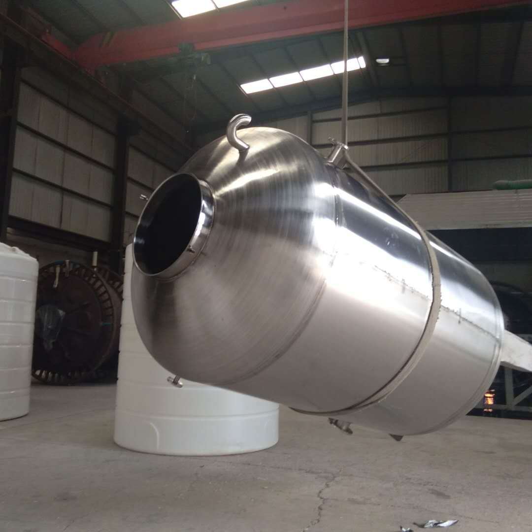 日兴不锈钢可以做各种304/316l不锈钢成品罐 异形储罐 工厂发货