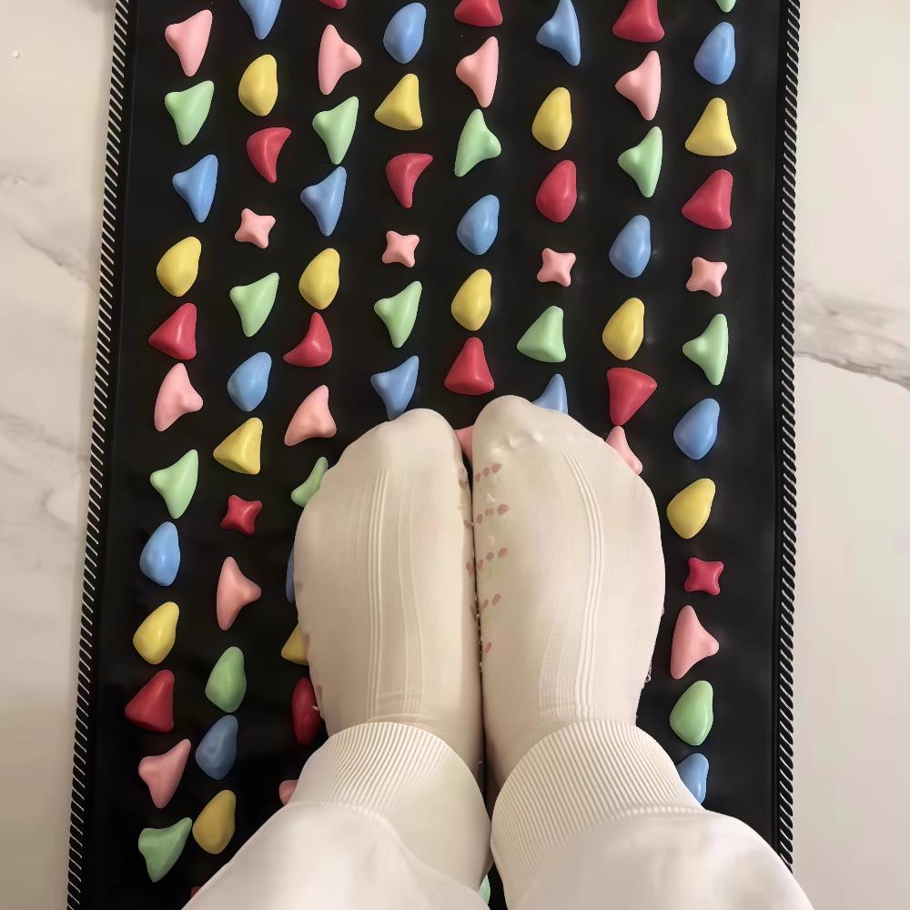 指压板脚踩足底按摩垫 健康步道压趾板脚部足疗脚垫仿鹅软石子路