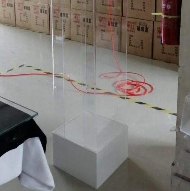 座垫靠枕展示柜 透明亚克力四方形旅行头枕货架子 亚克力家纺陈列