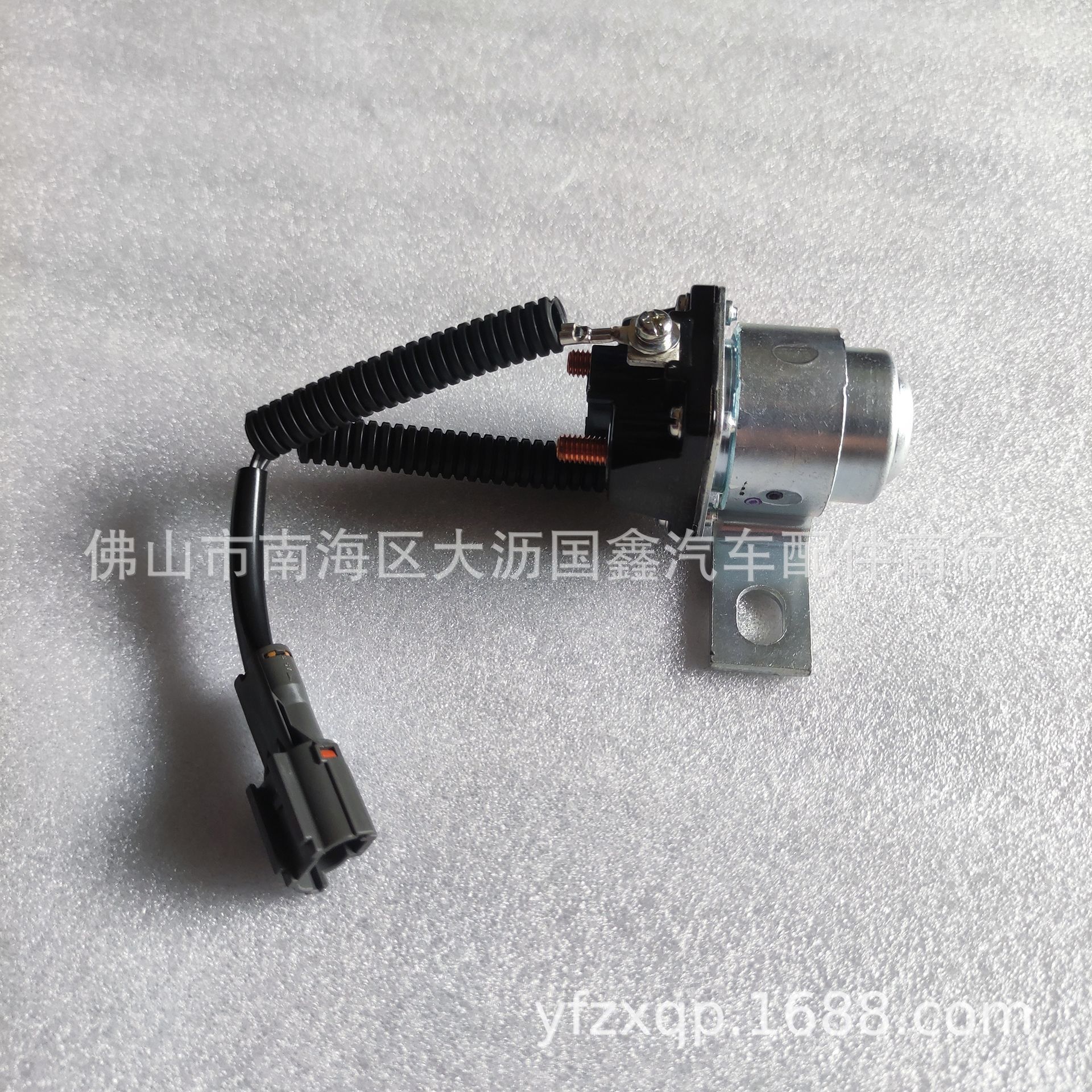 五十铃EXZ起动机继电器