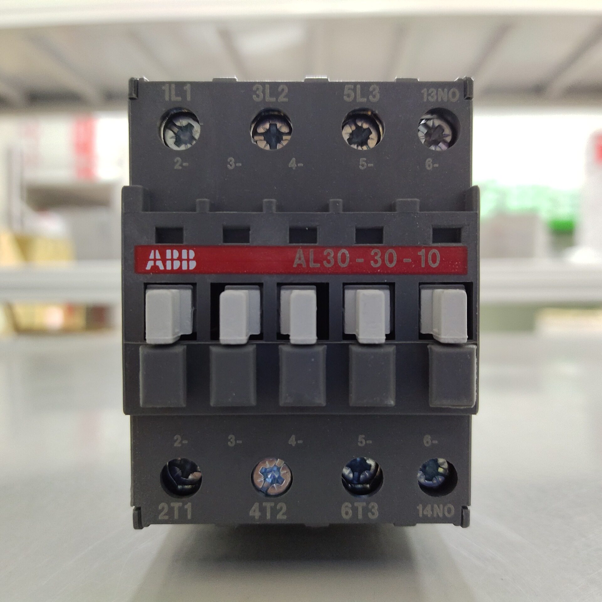 ABB 剩余电流动作断路器GSH204 AC-C32/0.03 2TAZ222401R2324