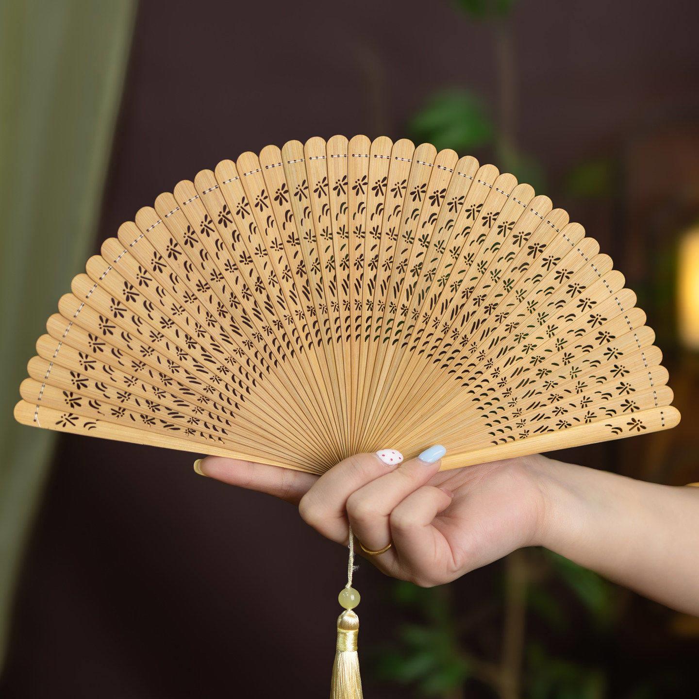 新款全竹扇古风扇子折扇小巧可携式夏天拍照旗袍古典专用舞蹈扇折图片