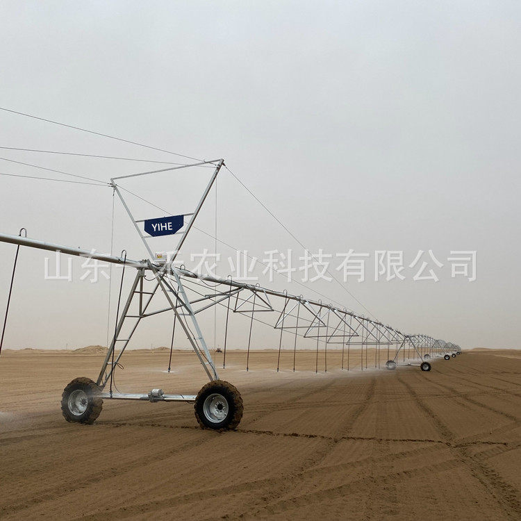跨境出口中心之轴喷灌机指针式圆形大型喷灌机自行走农业灌溉设备